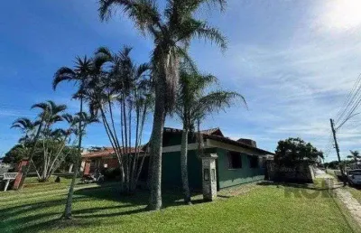 Casa com 3 quartos à venda na Rua Rio Das Contas, 794, Centro, Xangri-Lá