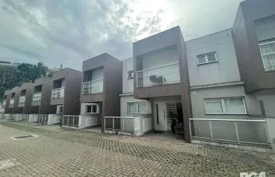 Casa com 3 suítes, vista para o guaíba, 3 vagas, no bairro cristal, porto alegre