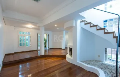 Sobrado com 300m² à venda, 3 quartos, 1 suite, 2 vagas - bairro espírito santo