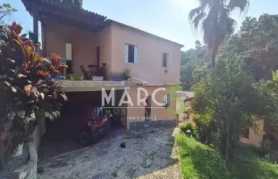 Casa com 3 quartos à venda na rua maria helena, vila ferreira, arujá, 232 m2 por r$ 750.000
