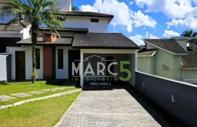 Casa em condomínio fechado com 3 quartos para alugar na rua jaspe, arujá 5, arujá, 230 m2 por r$ 9.000