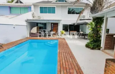 Recreio dos bandeirantes | casa de condomínio 4 quartos, sendo 4 suites
