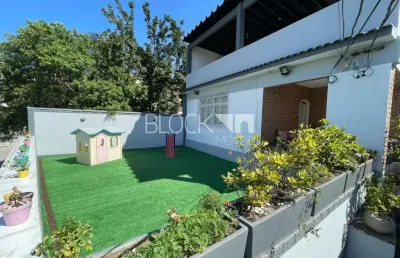 Casa com 3 quartos à venda na Rua Quiririm, --, Vila Valqueire, Rio de Janeiro