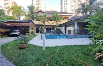 Barra da tijuca | casa de condomínio 6 quartos, sendo 4 suites