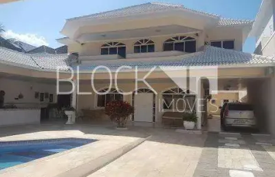 Barra da tijuca | casa de condomínio 3 quartos, sendo 3 suites