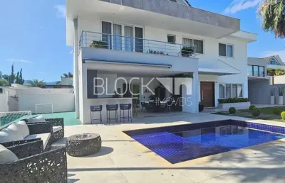 Recreio dos bandeirantes | casa de condomínio 4 quartos, sendo 4 suites