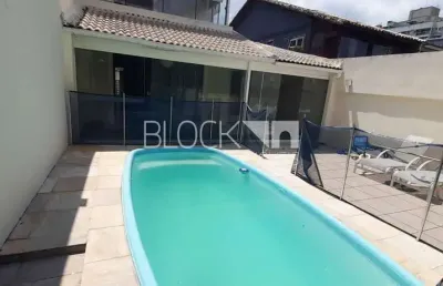 Recreio dos bandeirantes | casa de condomínio 4 quartos, sendo 3 suites