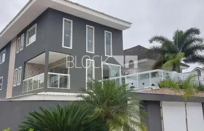 Recreio dos bandeirantes | casa de condomínio 6 quartos, sendo 5 suites