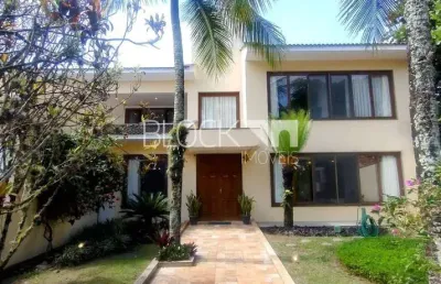 Recreio dos bandeirantes | casa de condomínio 5 quartos, sendo 3 suites