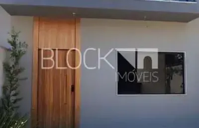 Vargem pequena | casa de condomínio 3 quartos, sendo 2 suites