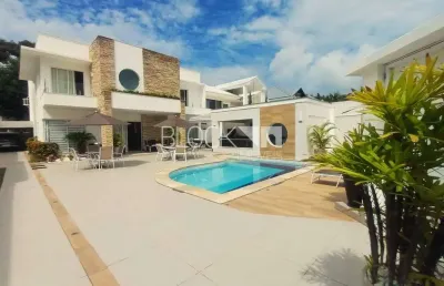 Barra da tijuca | casa de condomínio 4 quartos, sendo 4 suites