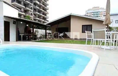 Recreio dos bandeirantes | casa 3 quartos, sendo 2 suites