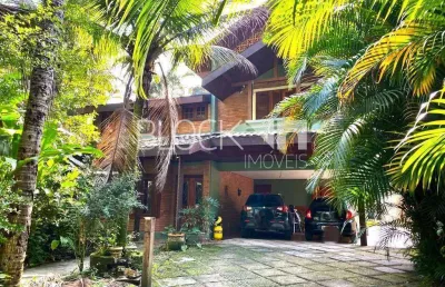 Casa em condomínio fechado com 4 quartos para alugar na Rua Luciano Gallet, --, Vargem Grande, Rio de Janeiro