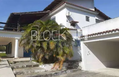 Fazenda à venda na Estrada do Mato Alto, --, Guaratiba, Rio de Janeiro