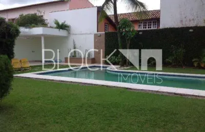 Barra da tijuca | casa de condomínio 4 quartos, sendo 1 suite