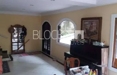 Itanhangá | casa de condomínio 4 quartos, sendo 2 suites