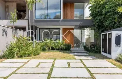 Barra da tijuca | casa de condomínio 4 quartos, sendo 4 suites