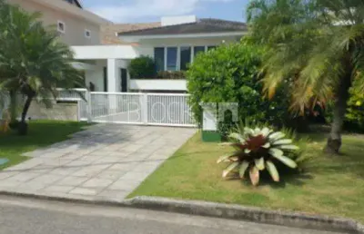 Barra da tijuca | casa de condomínio 5 quartos, sendo 2 suites