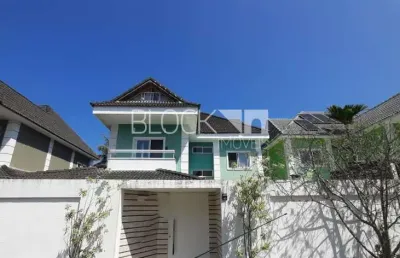 Recreio dos bandeirantes | casa de condomínio 4 quartos, sendo 4 suites