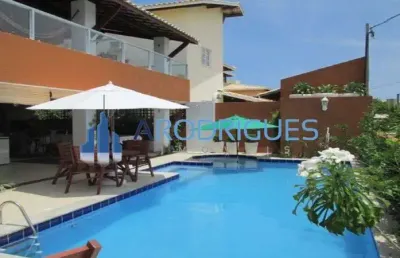 Casa de luxo em condomínio em guarajuba, camaçari-ba: 10 quartos, 10 suítes, 5 banheiros, 1 vaga de garagem, 450m². venda ou locação!