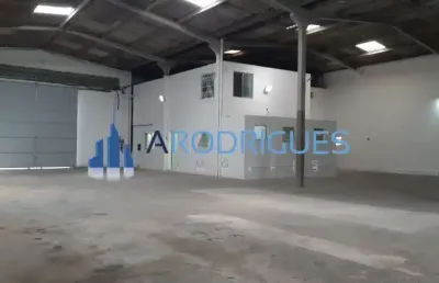Galpão comercial em pirajá  salvador-ba,possui 7 salas  1.000m² de área na granjas rurais presidente vargas!