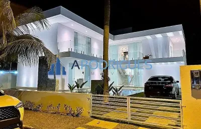Casa à venda de alto padrão em guarajuba, camaçari-ba: 6 quartos, 6 suítes, 3 salas, 8 banheiros, 3 vagas de garagem, 365m² de área.