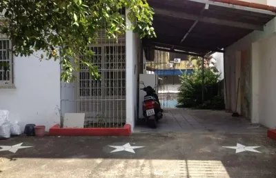 Casa em condomínio fechado com 4 quartos à venda na pituba, salvador , 389 m2 por r$ 1.600.000
