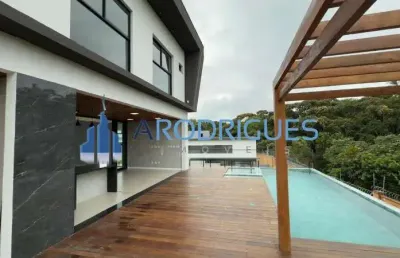 Luxuosa casa à venda em camaçari-ba, vila de abrantes: 4 quartos, 4 suítes, 3 banheiros, 3 vagas, 458m².