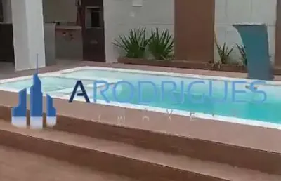 Lauro de freitas: casa em condomínio à venda no centro - 4 quartos, 3 suítes, 2 salas, 5 banheiros, 3 vagas, 580m²
