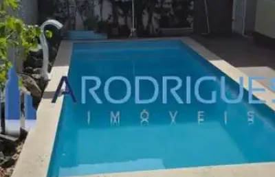 Casa de luxo com 5 quartos e 5 suítes em buraquinho, lauro de freitas-ba: 1km da praia, 210m², 7 banheiros, 2 vagas.