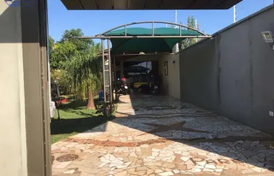 Casa à venda em maringá, portal das torres, com 2 suítes, com 220 m²
