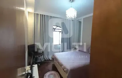 Casa comercial para alugar na Nossa Senhora Aparecida, Uberlândia 