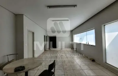 Casa comercial para alugar no Centro, Uberlândia 