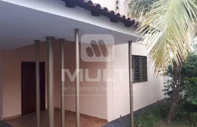 Casa comercial para alugar no Martins, Uberlândia 