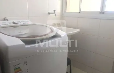 Apartamento com 3 quartos para alugar no Santa Mônica, Uberlândia 