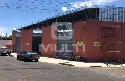 Barracão / Galpão / Depósito para alugar em Granada, Uberlândia 