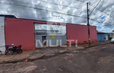 Casa comercial para alugar no Luizote de Freitas, Uberlândia 