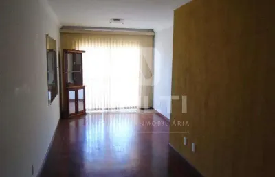 Apartamento com 3 quartos para alugar em Saraiva, Uberlândia 