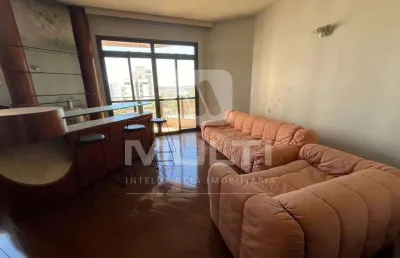Apartamento com 4 quartos para alugar no Martins, Uberlândia 