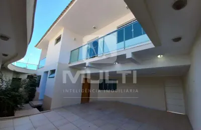 Casa com 4 quartos para alugar no Daniel Fonseca, Uberlândia 