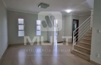 Casa em condomínio fechado com 3 quartos para alugar no Lagoinha, Uberlândia 