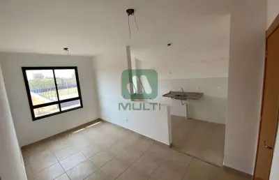 Apartamento com 2 quartos para alugar no Grand Ville, Uberlândia 