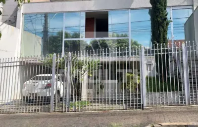 Casa com 3 quartos para alugar no Lidice, Uberlândia 