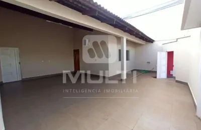 Casa comercial para alugar no Brasil, Uberlândia 