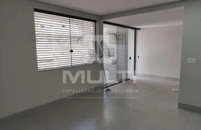 Casa comercial para alugar no Martins, Uberlândia 
