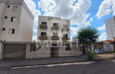 Apartamento com 3 quartos para alugar no Santa Maria, Uberlândia 