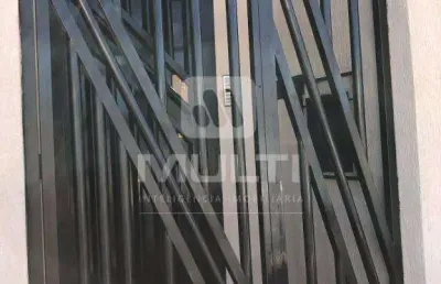 Casa com 4 quartos para alugar no Vigilato Pereira, Uberlândia 