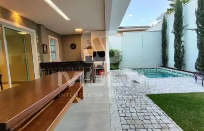 Casa em condomínio fechado com 3 quartos à venda no Jardins Roma, Uberlândia 