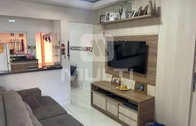 Casa em condomínio fechado com 3 quartos à venda no Terra Nova Uberlândia 3, Uberlândia 