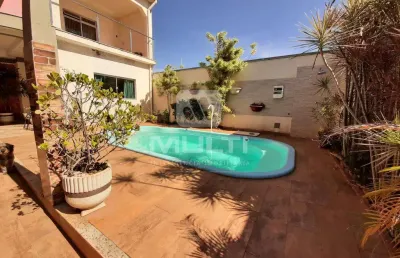 Casa com 4 quartos à venda no Jardim Patrícia, Uberlândia 
